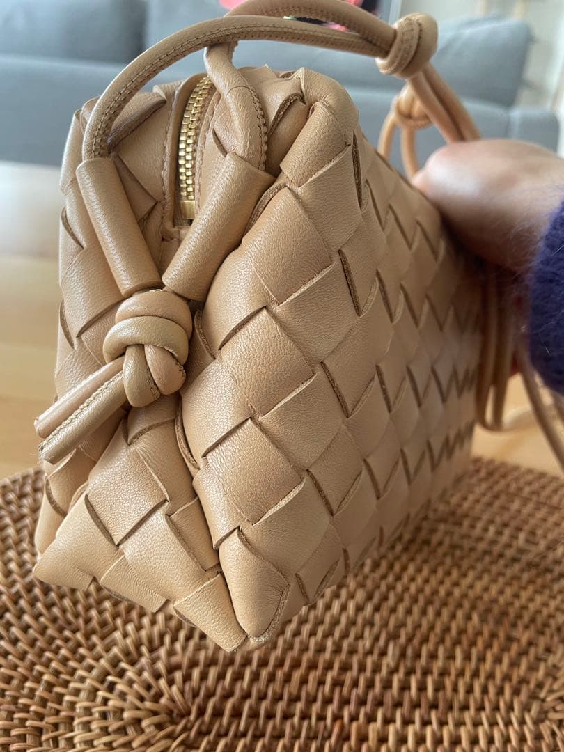 ボッテガヴェネタ　ミニ インテレッチャートラムスキン カメラ クロスボディバッグ