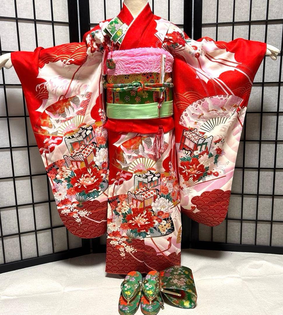 七五三　着物セット　7歳　正絹　古典柄　赤色