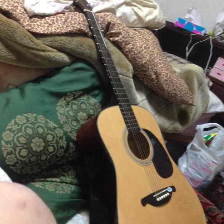 アコースティックギター