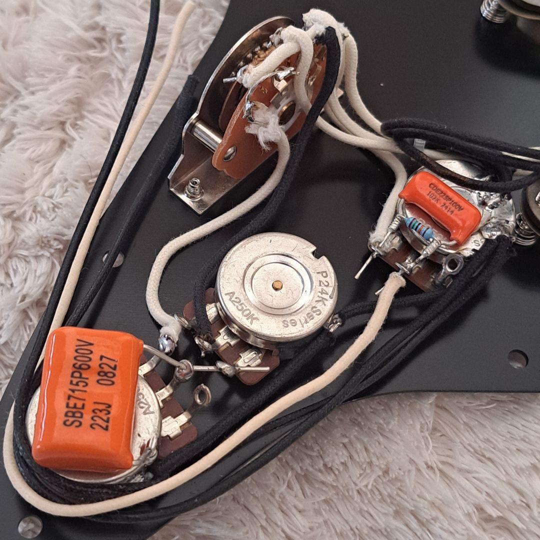 金属風ストラトSSSアセンブリ　CS69復刻　高品質　アルミピックガード＆カバー