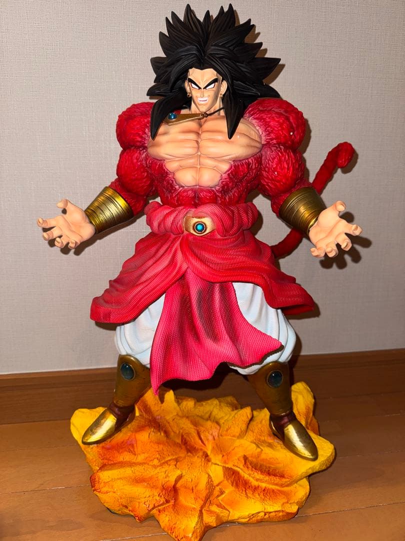ドラゴンボール ブロリー フィギュア 超サイヤ人4 伝説の超サイヤ人 黒