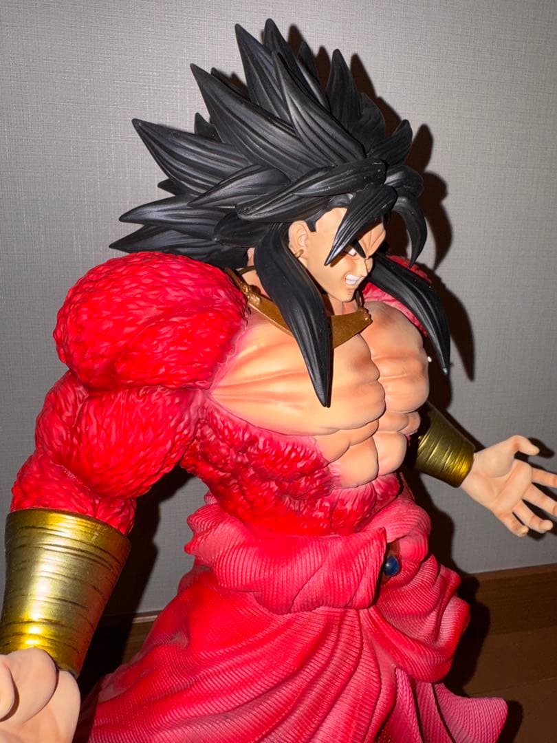 ドラゴンボール ブロリー フィギュア 超サイヤ人4 伝説の超サイヤ人 黒