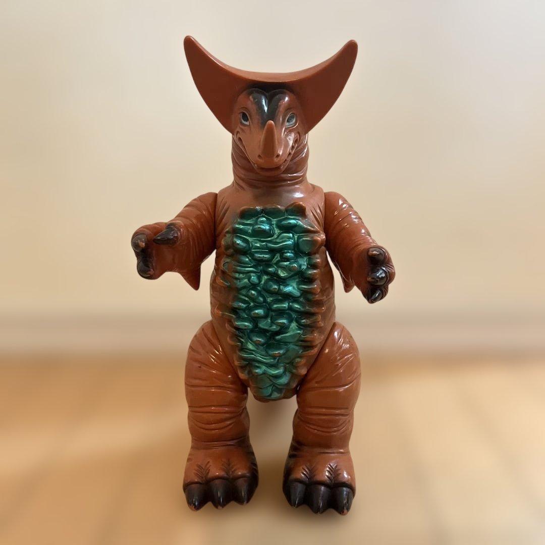 ジャイアントゴモラ