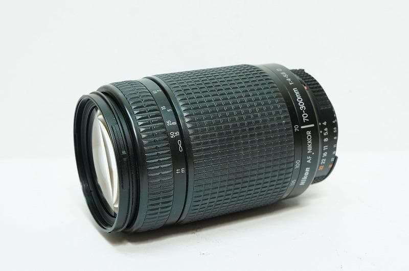 望遠 Nikon AF 70-300mm F4-5.6 D