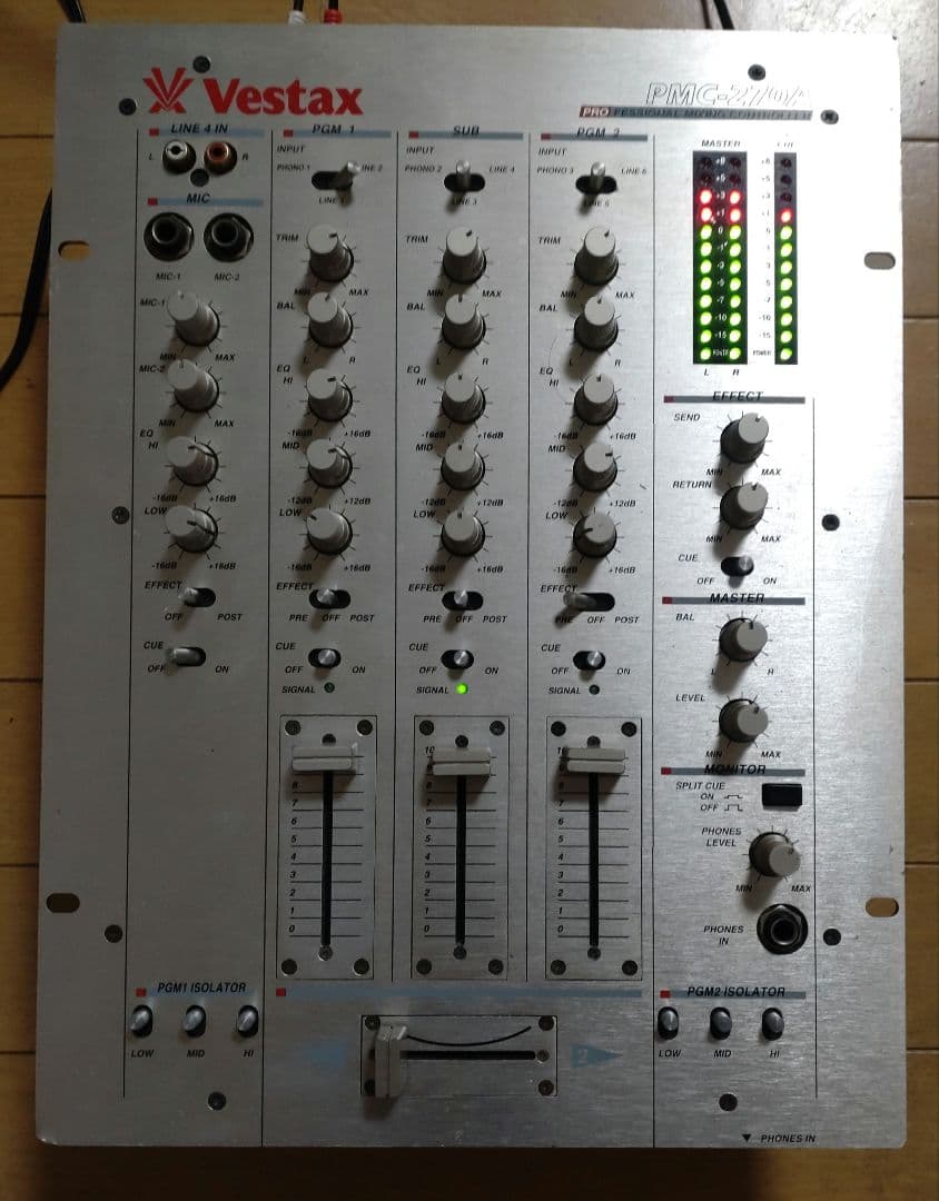 Vestax PVC-270A　動作確認済み　CHフェーダー（縦）新品交換済み