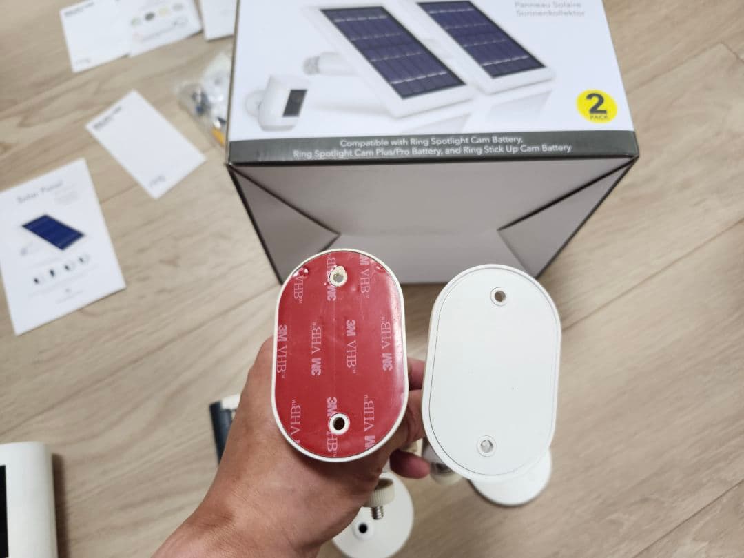 防犯カメラ Ring Stick Up Cam Battery& Solar Panel