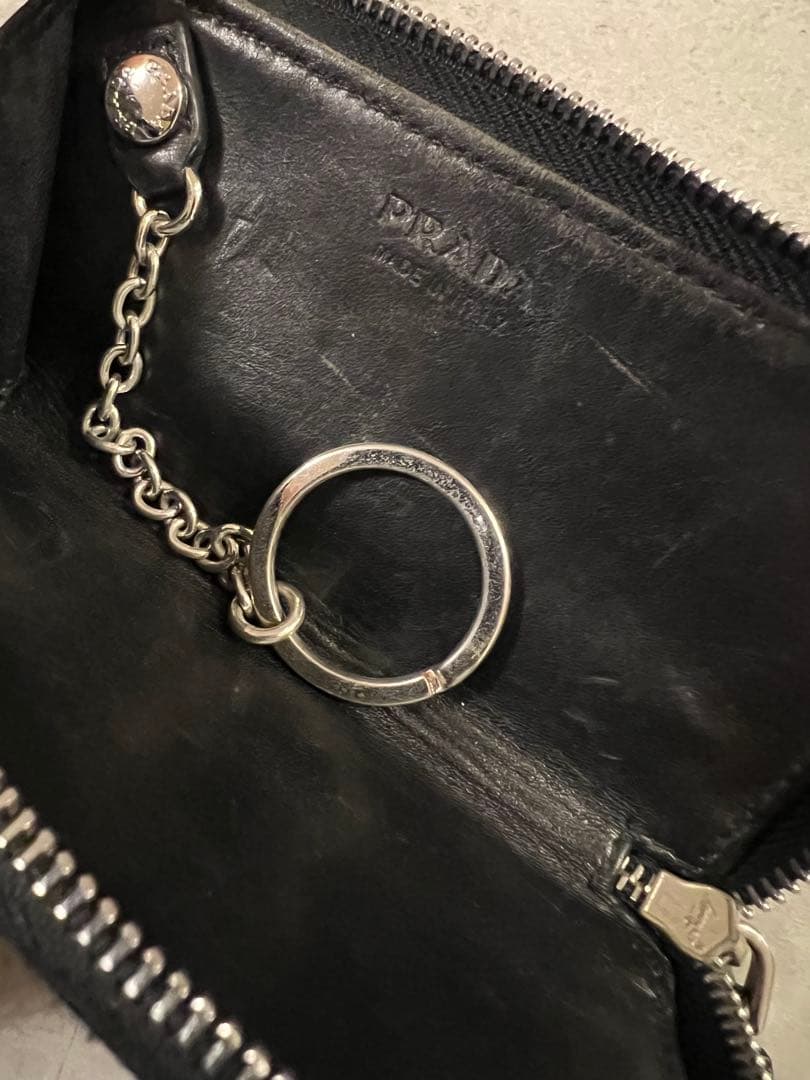 PRADA　L字ファスナーつきケース　キーケース