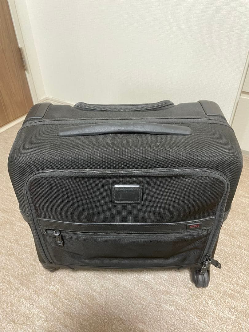 TUMI コンパクト・4ウィール・ブリーフ　ALPHA2 キャリーケース