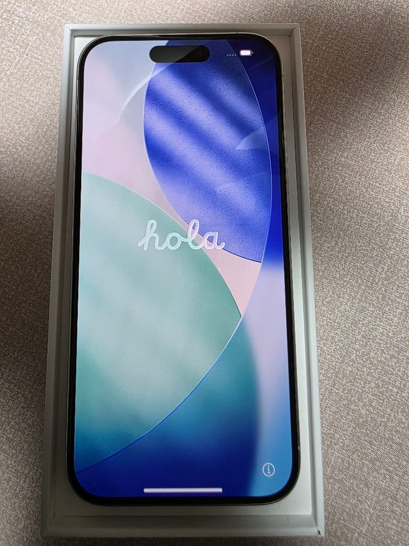 iPhone15Pro256GB ホワイトチタニウム SIMフリー 容量89%