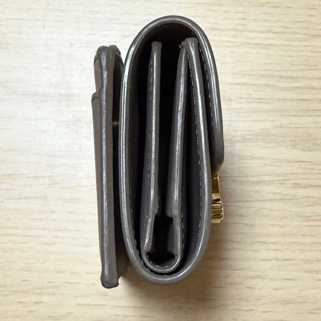 CELINE セリーヌ 入れ付きコンパクトウォレット トリオンフ