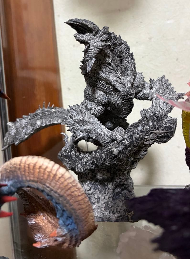 最終値下げ！大狩猟展 ジンオウガ 20周年記念 ストーン＋ミラボレアス一番くじ