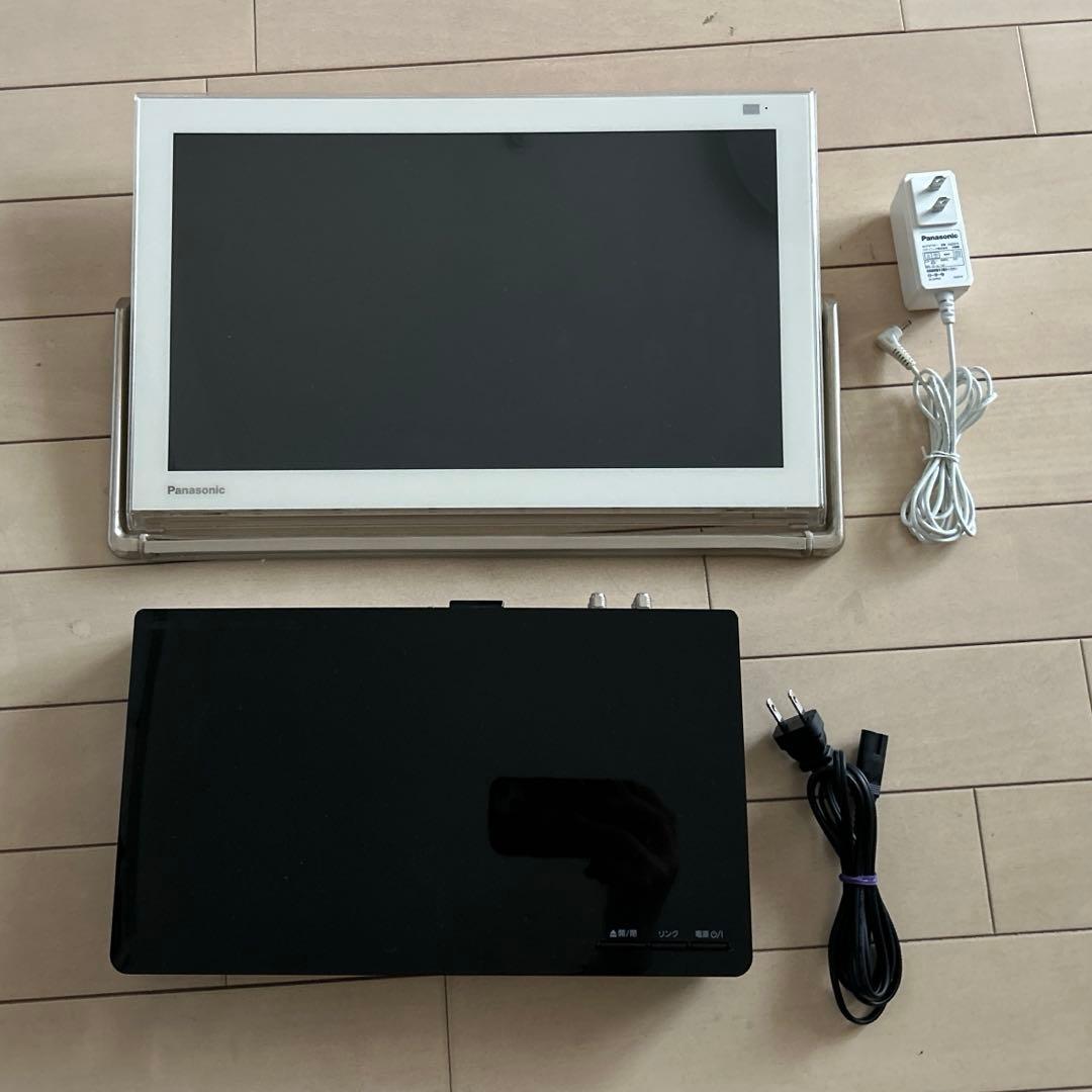 Panasonic UN TD6S ポータブルDVDプレーヤー モニター充電不可