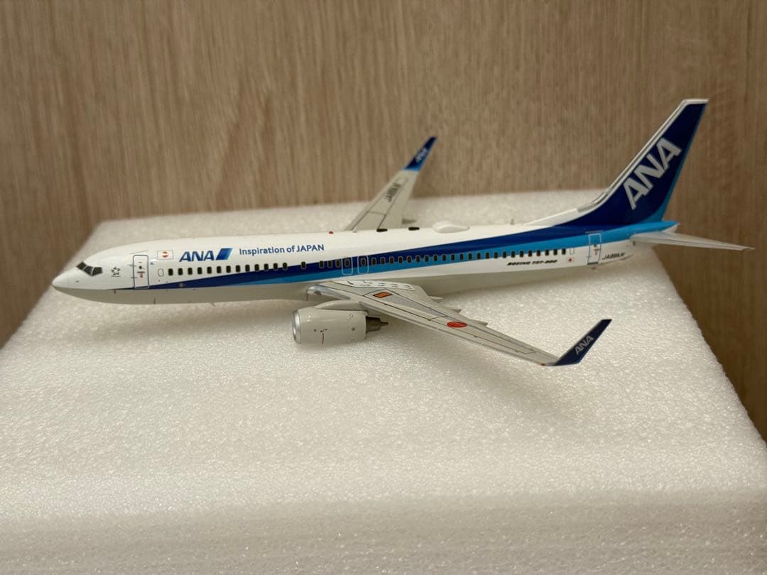 そ*ょ様 ANA 全日空 B737-800 1/200モデル