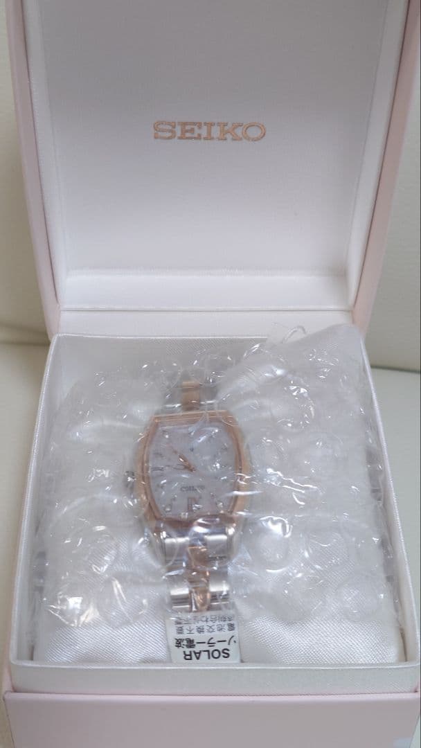 こ*ゆ様 SEIKO ルキア Sakura リミテッドエディション 1B32-0
