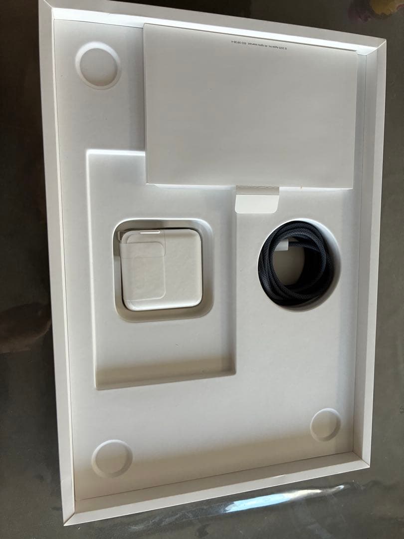 【最終価格】MacBook Air M4 13.6㌅ 256GB ミッドナイト