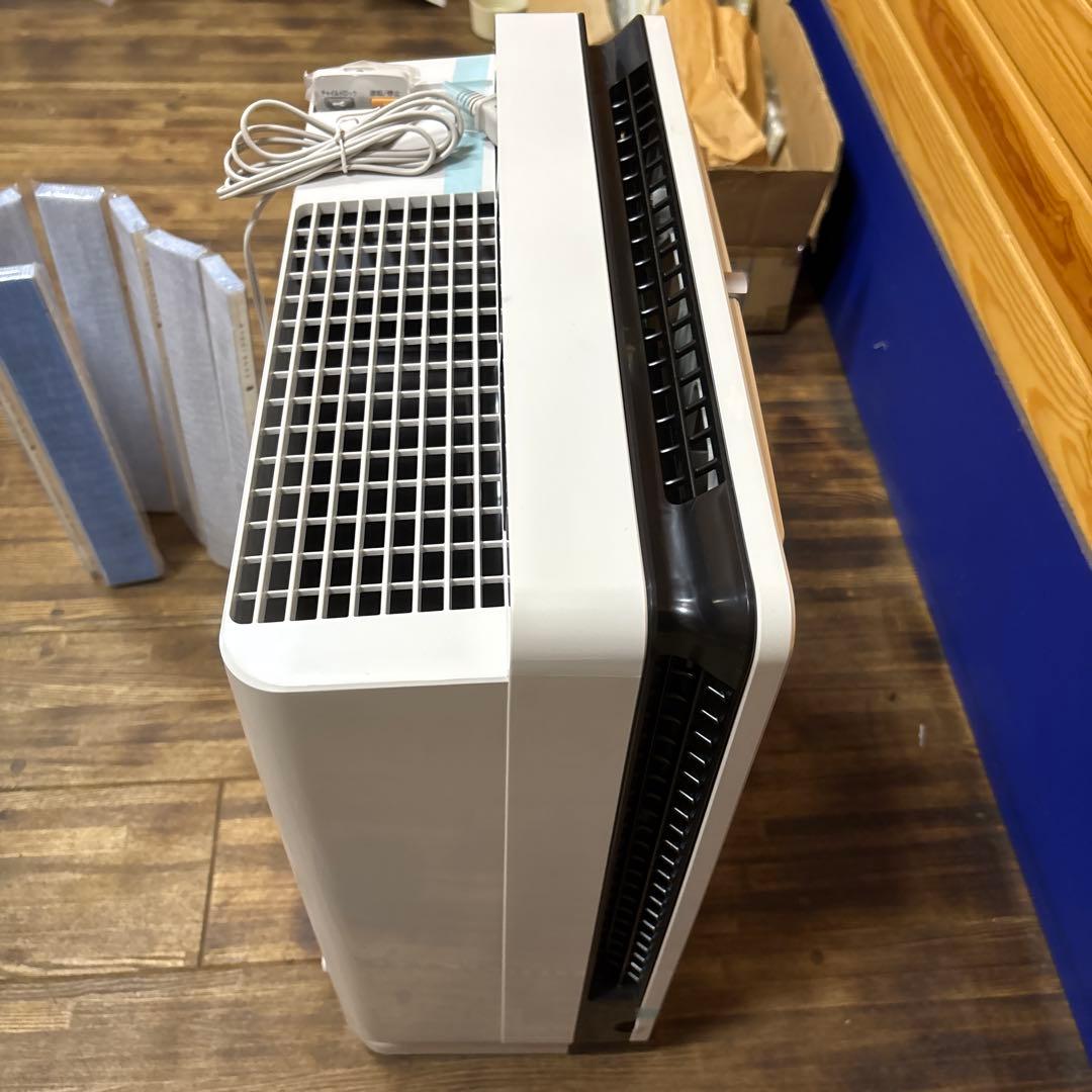 新品　未使用品　Daikin F1313 ストリーマー空気清浄機