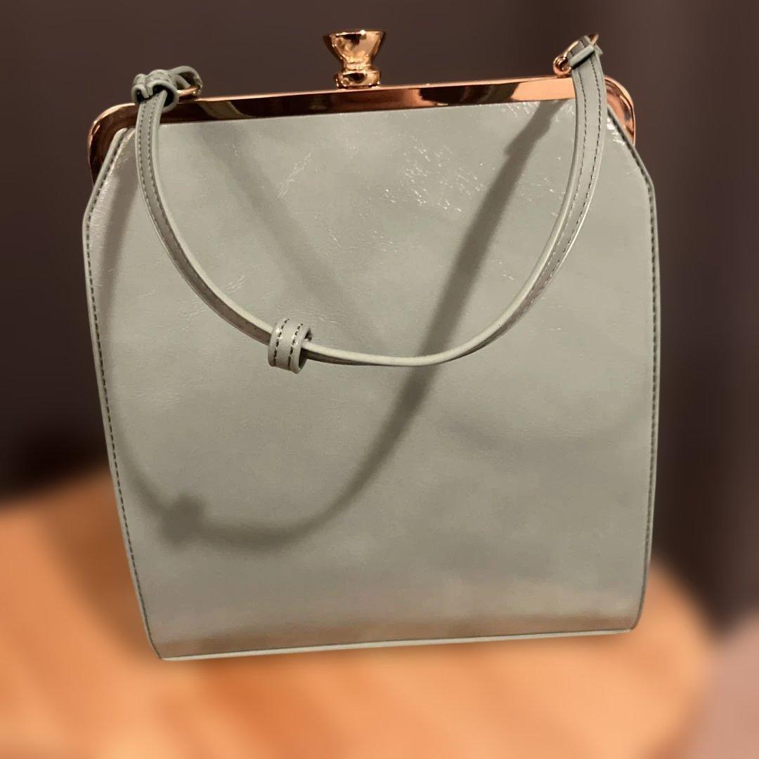 an another angelus　ブーケ刺繍スクエアがま口バッグ