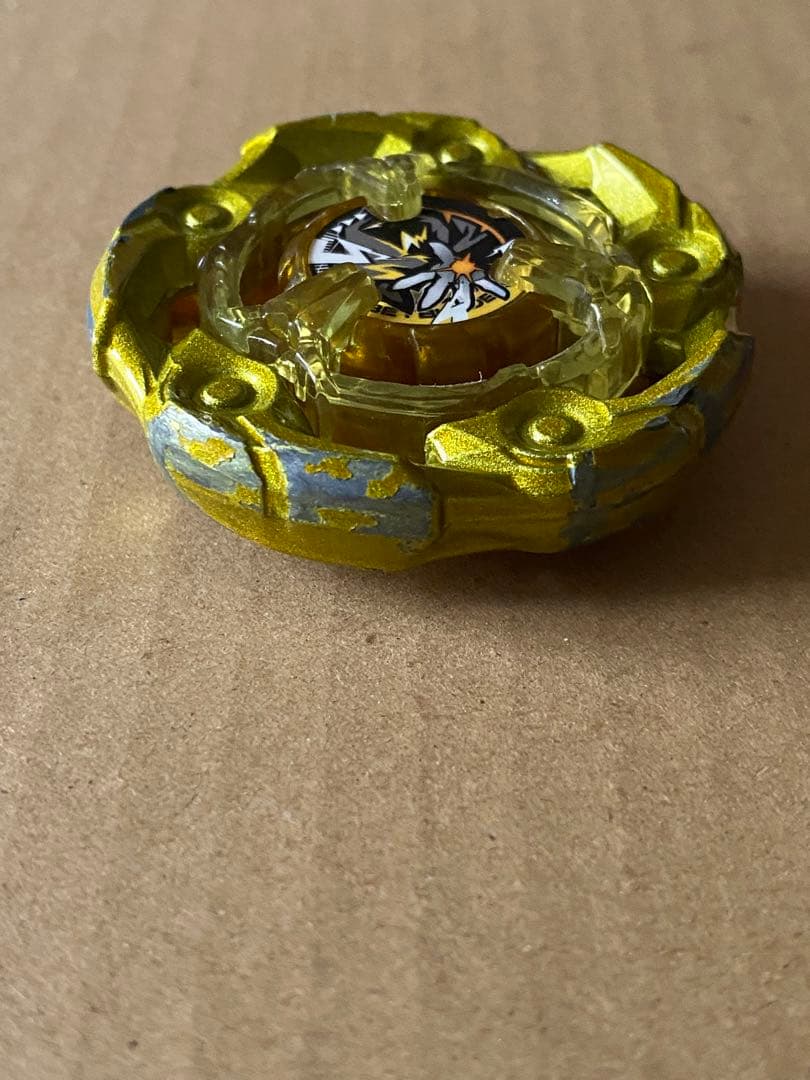 ベイブレードx ウィザードロッド 3-60 B ゴールド