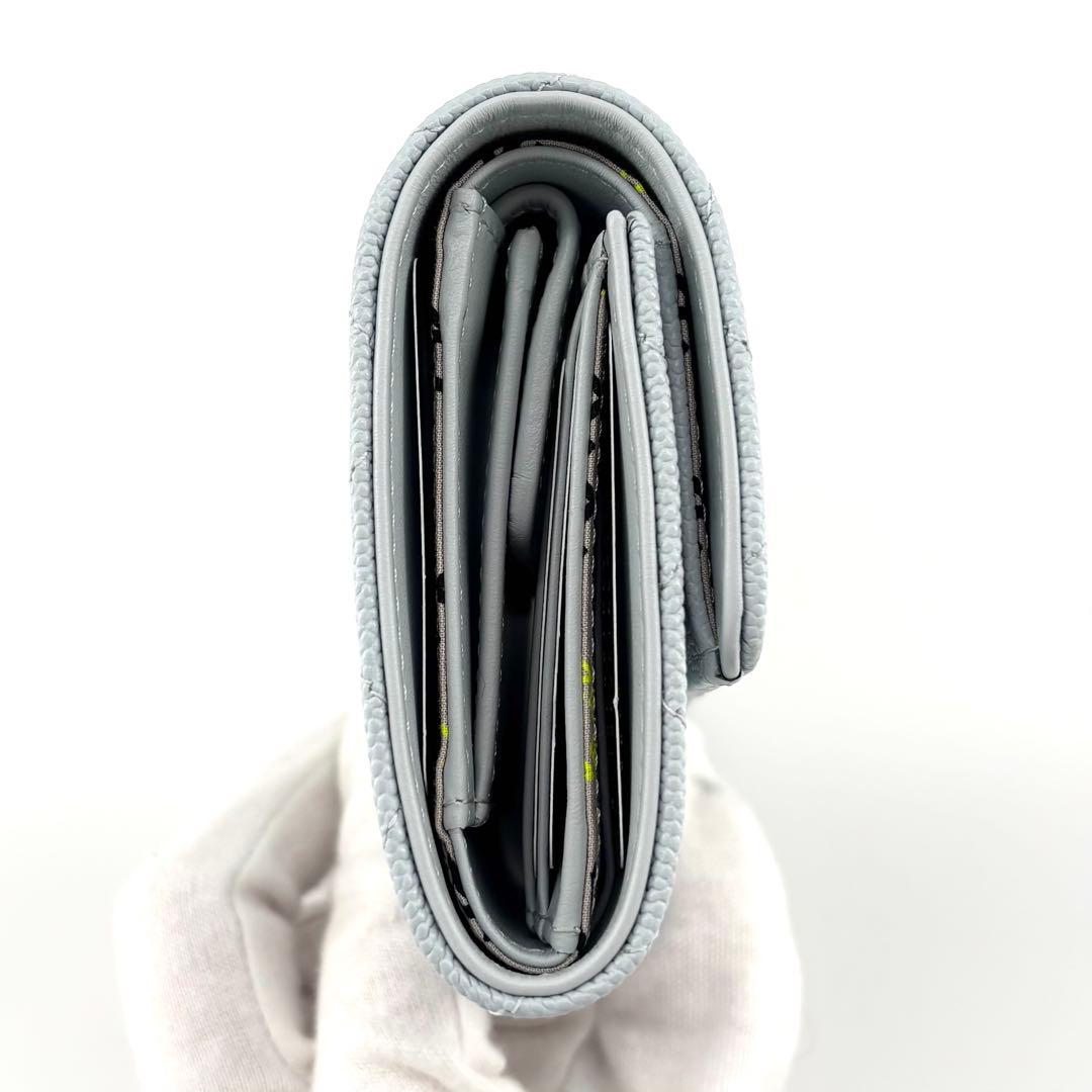 シャネル スモール フラップ ウォレット 三つ折り財布 キャビアスキン