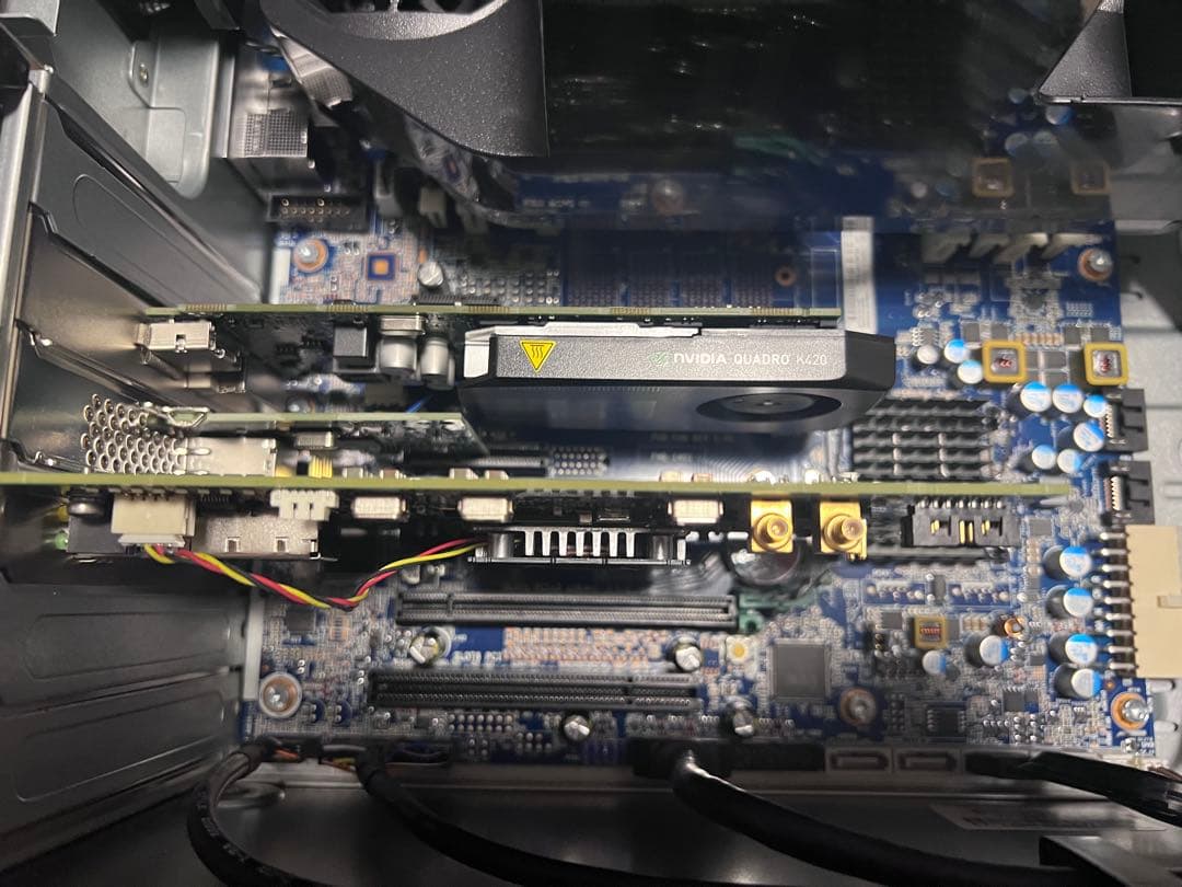 HP z440 ハードディスクなし　自作用