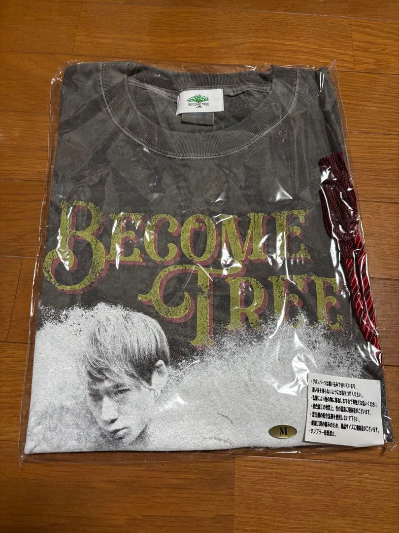 Becometree Tシャツ