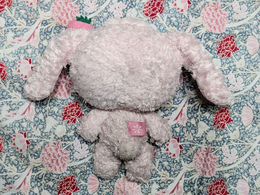 レア　当時品　サンリオ シュガーバニーズ ぬいぐるみ　ストロベリーうさ 刺繍