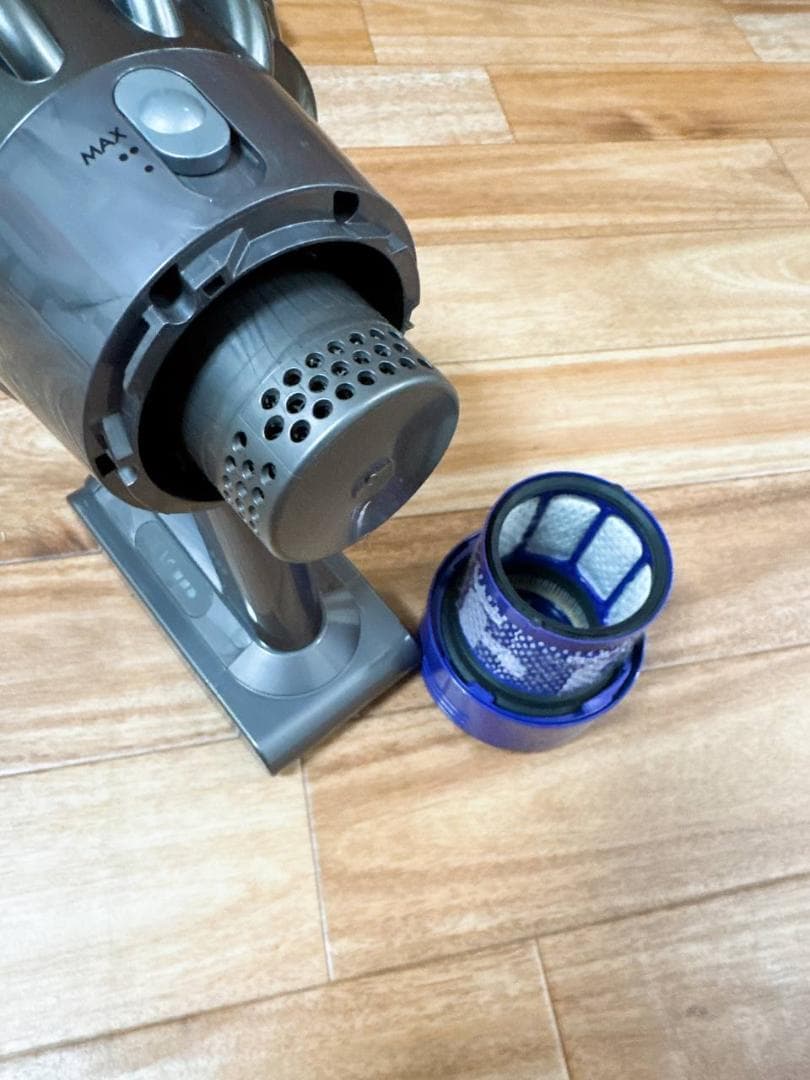 【分解洗浄済】298-ダイソン dyson v10 sv12 掃除機 作動品
