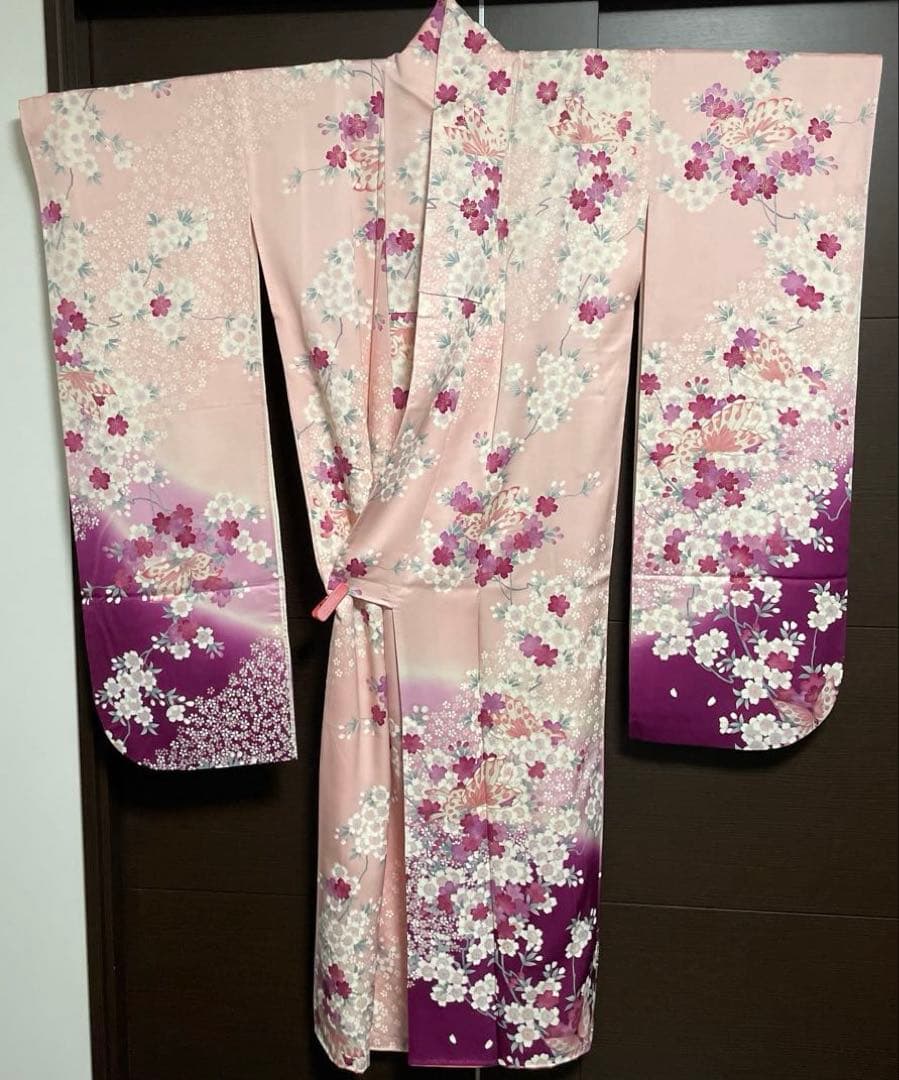 振袖　桜　蝶　ピンク　友禅　やまと誂え　リメイクにも
