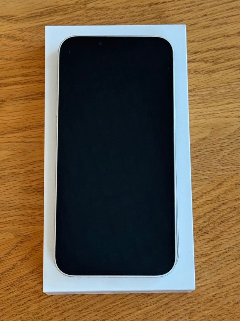 iPhone14 256GB SIM フリー　スターライト