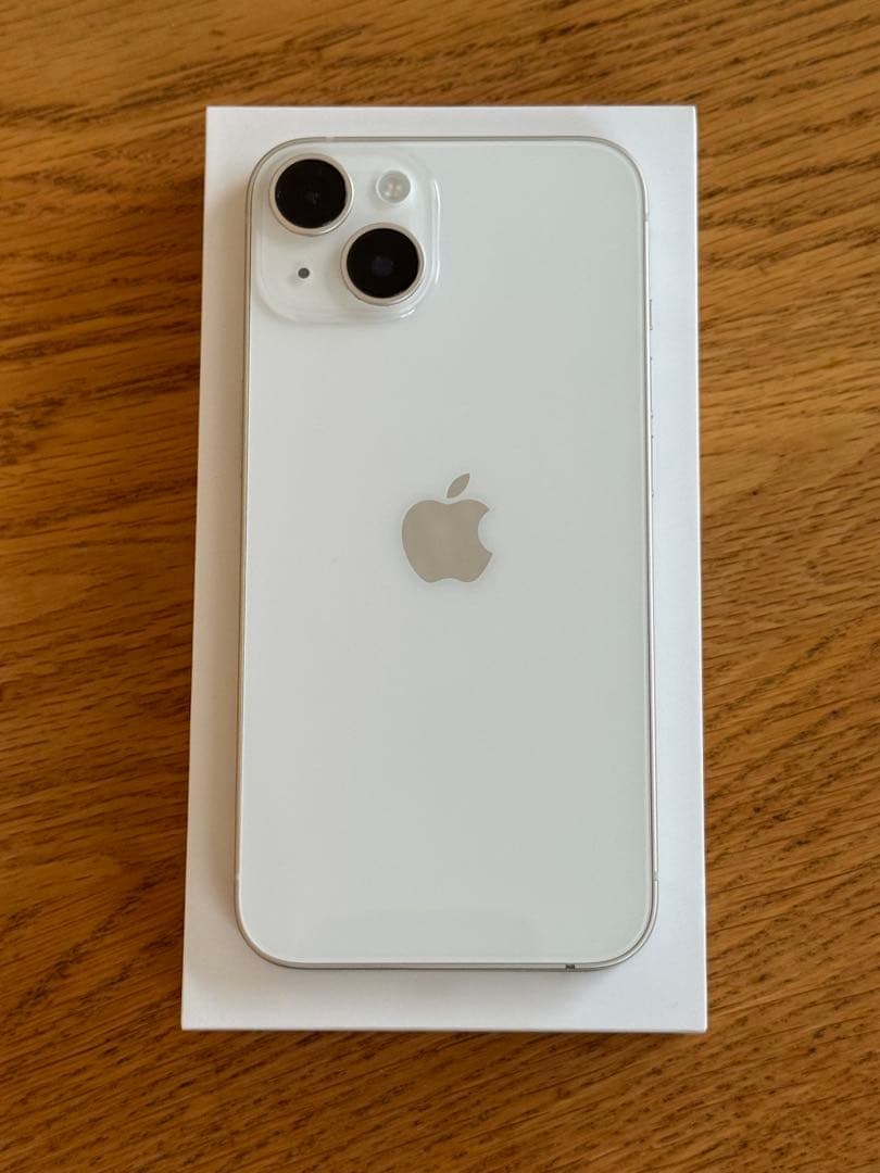 iPhone14 256GB SIM フリー　スターライト