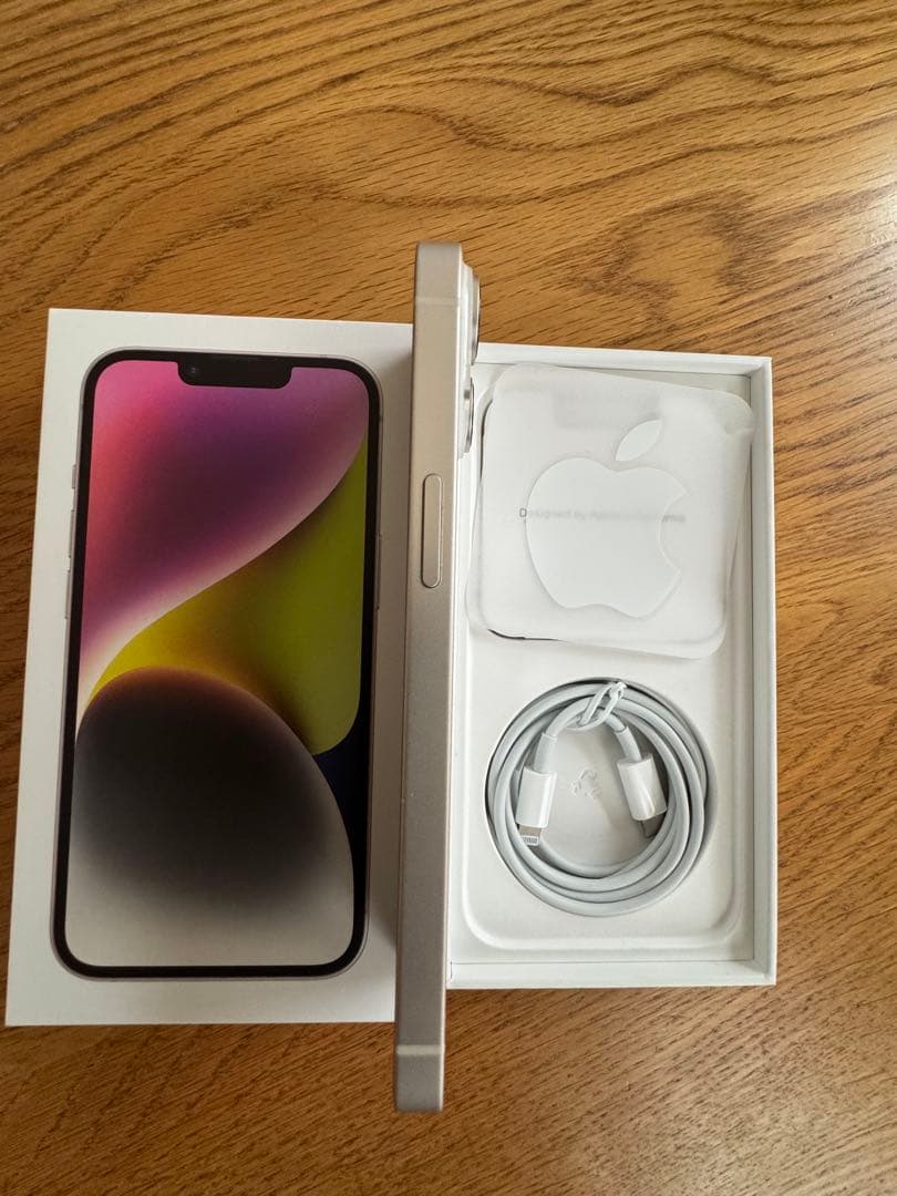 iPhone14 256GB SIM フリー　スターライト