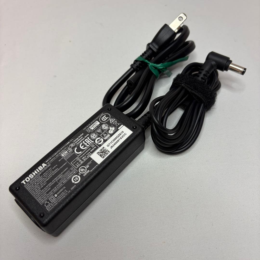 準美品 dynabook B65/HU 11世代 i5 15.6 FHD DVD