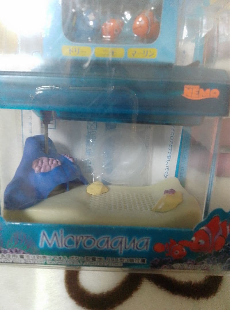 ディズニーピクサー　ファインディングニモ　マイクロアクア