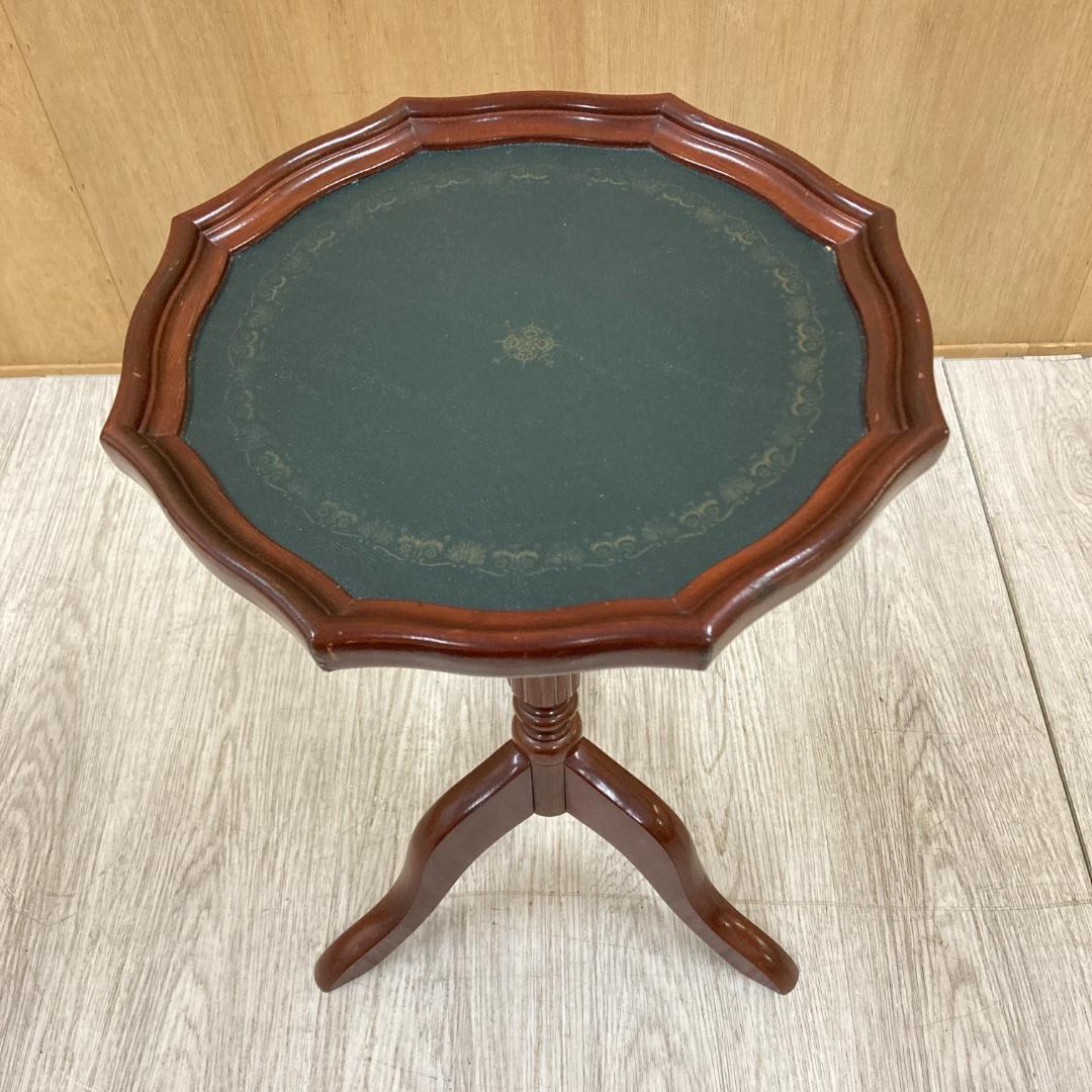 アンティーク調　サイドテーブル　コーヒーテーブル A