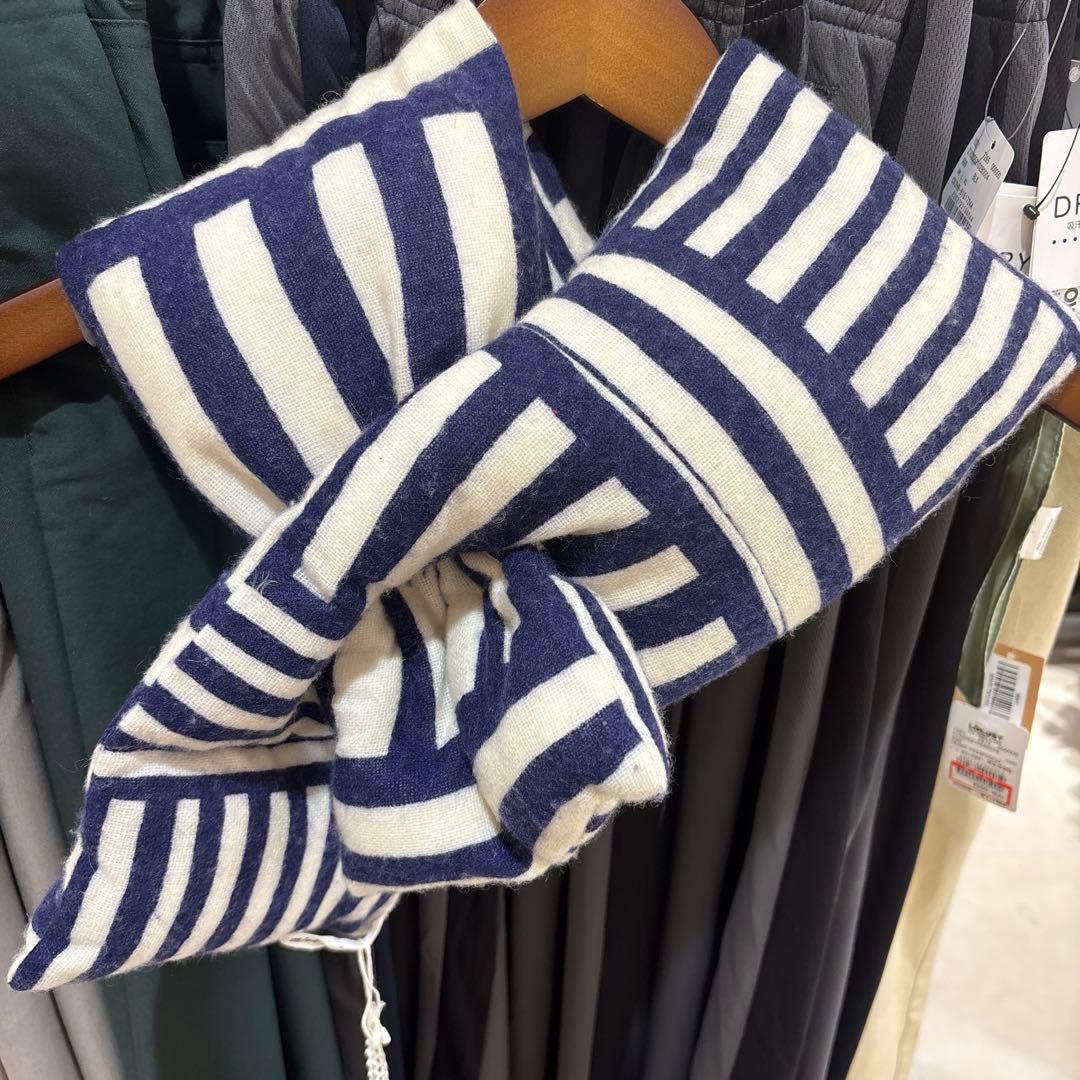 未使用⭕️格安　タグ付　ミナペルホネン●貴重 　ダウンマフラー　コート