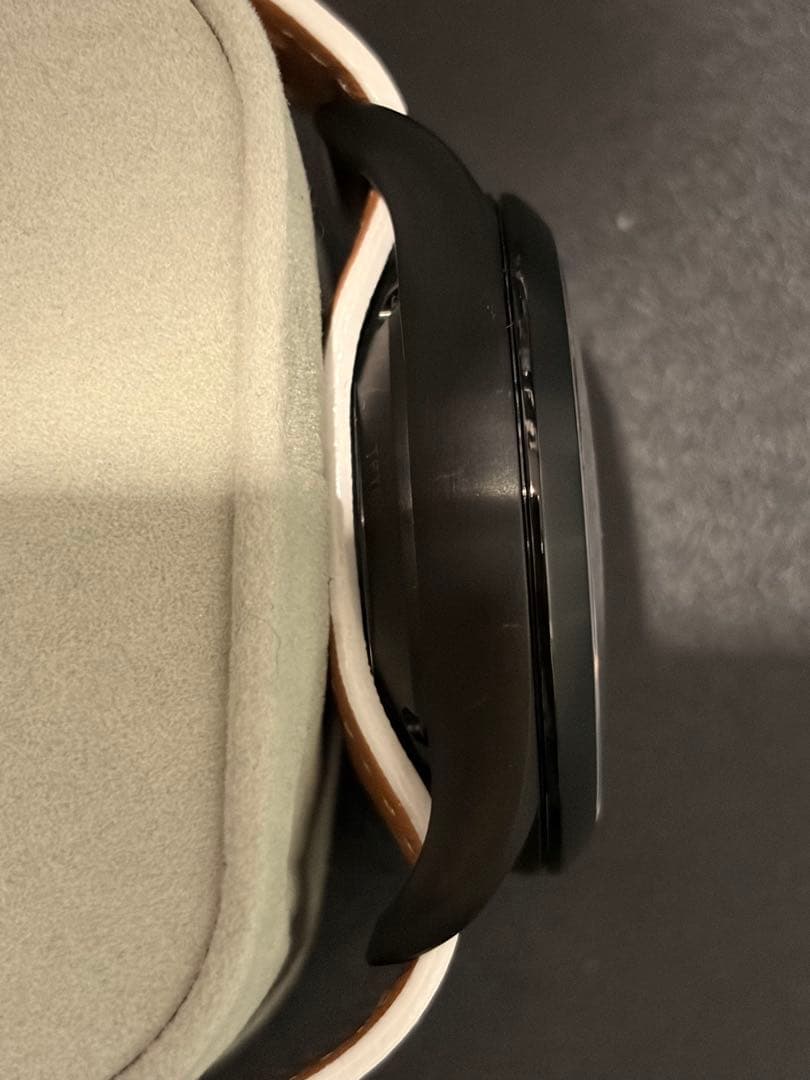 【極美品】世界限定150本 TOM FORD N.002 チタン クロノグラフ