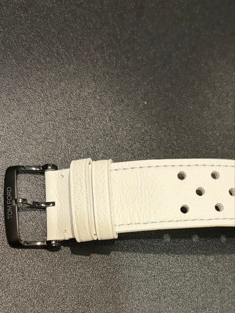 【極美品】世界限定150本 TOM FORD N.002 チタン クロノグラフ