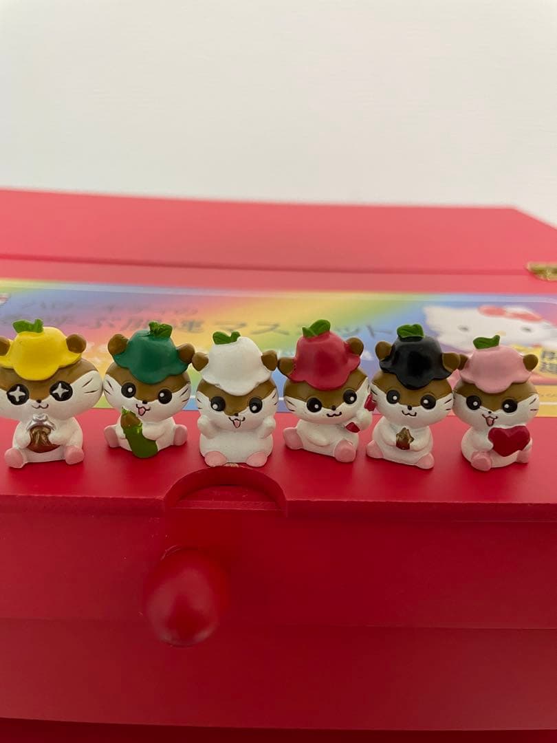 数量限定価格　サンリオ　幸運を呼ぶ開運マスコット　コロコロクリリン　6種×10個