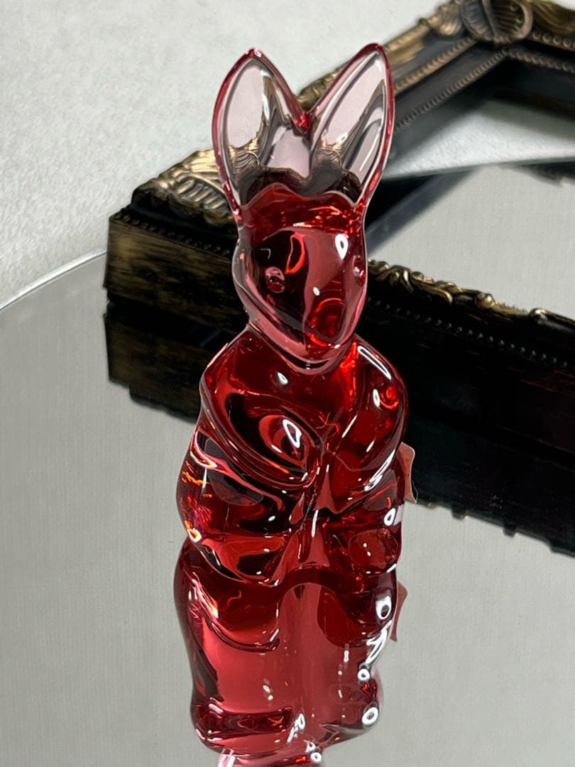 2PR81129093-0001 バカラ オブジェ レッドのウサギ