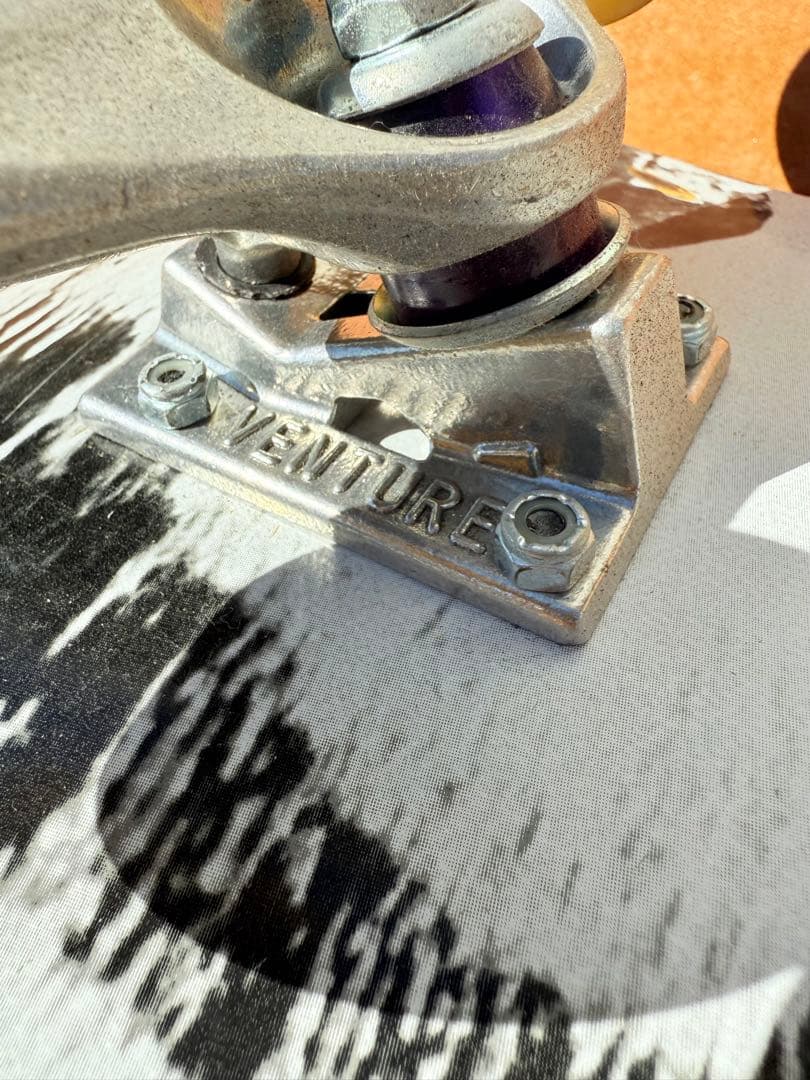 【美品】スケートボード　コンプリート　ポーラー　8インチ