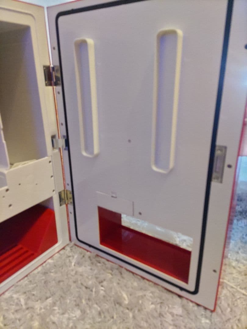 マサオコーポレーション ミニ自動販売機型保冷庫 MSO-016