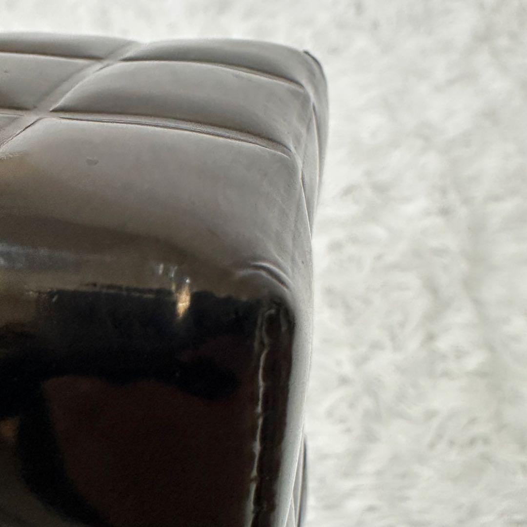 CHANEL シャネル チョコバーポーチ パテントレザー キューブ ブラック 黒