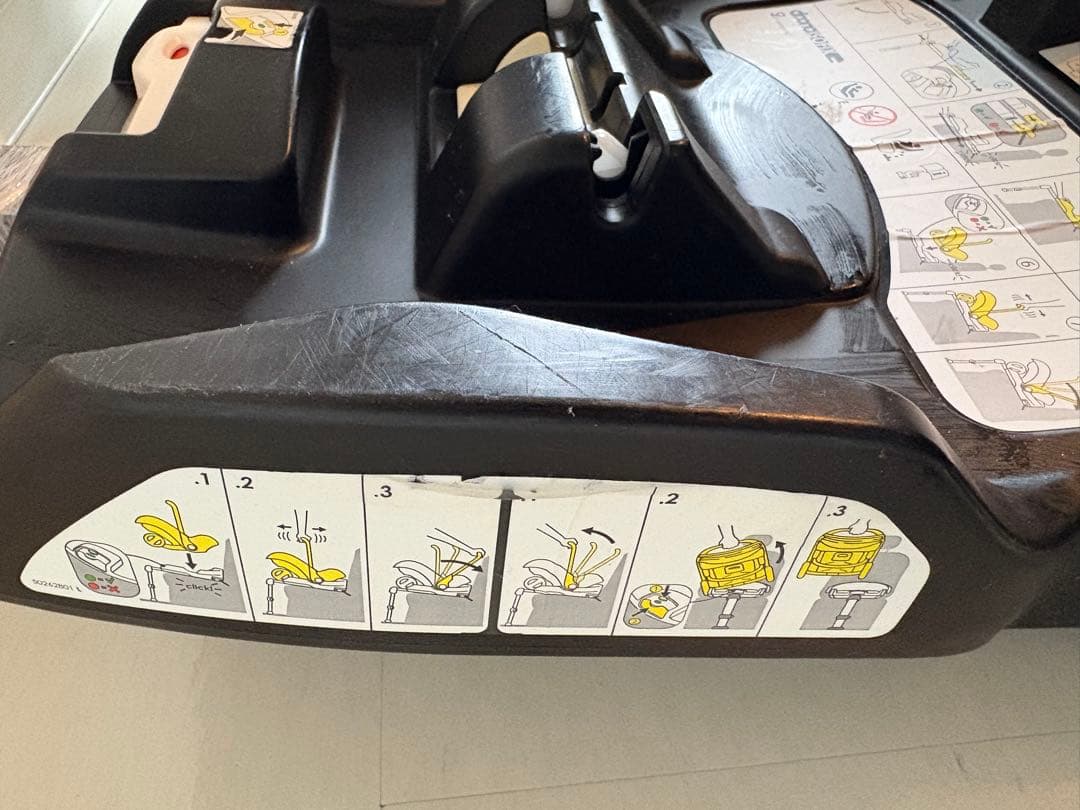 doonaベビーカー　ISOFIXベースセット ブラック