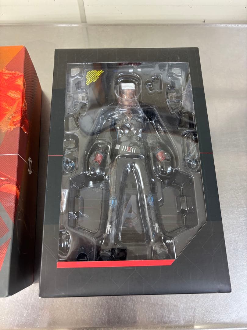 ホットトイズ エイジ・オブ・ウルトロン ブラック・ウィドウ アベンジャーズ 美品