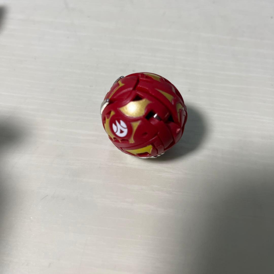 ブレイズ・爆丸ドラゴノイド + クロスバスター フィギュア