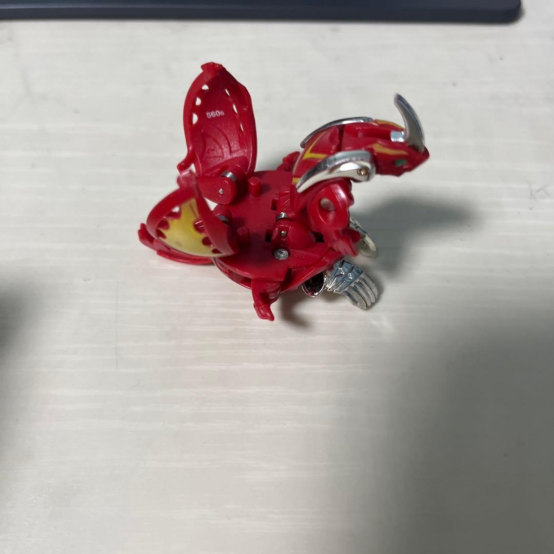 ブレイズ・爆丸ドラゴノイド + クロスバスター フィギュア