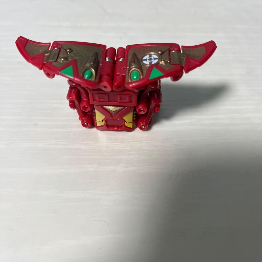 ブレイズ・爆丸ドラゴノイド + クロスバスター フィギュア