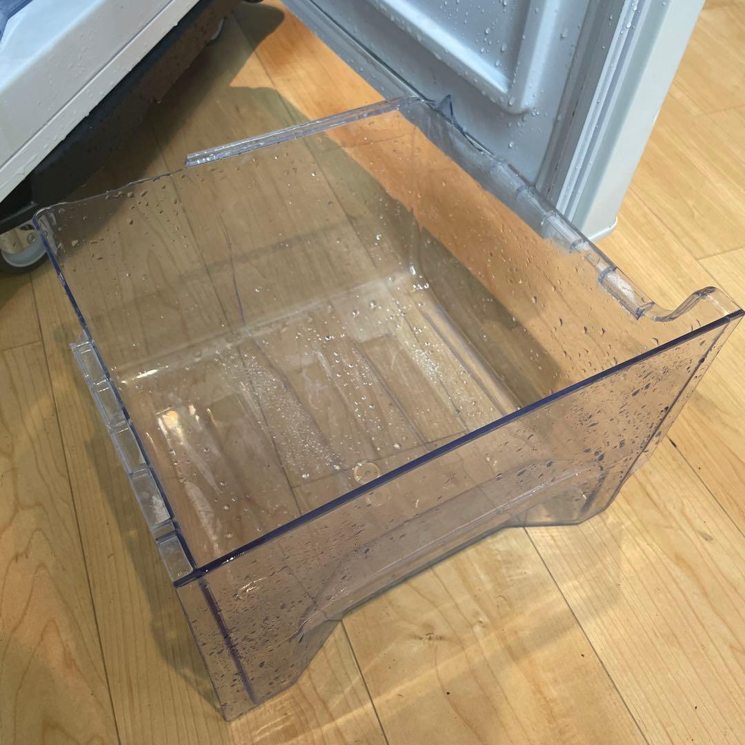 アイリスオーヤマ　ノンフロン　冷凍庫　IUSD-6A-W