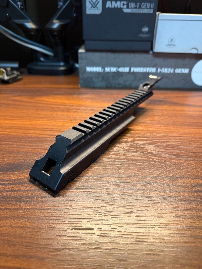 ak用　ダストカバー　マウントレール ブラック