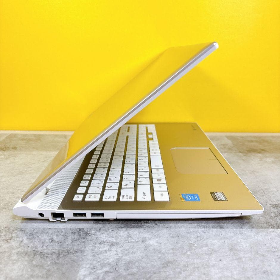 ⅰ5＆新品SSDで快適✨フルHD ブルーレイ カメラ付き 薄型Windows11